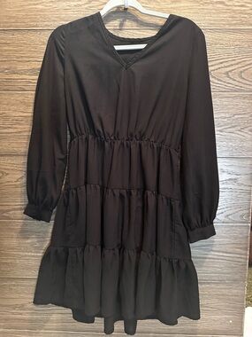 SHEIN Black V-Neck Tiered Long Sleeve Short Dress (Black)